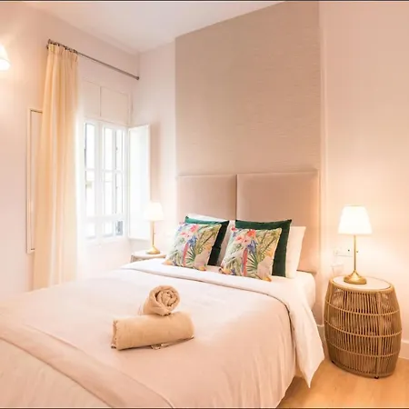 Apartamento Merced10 Dulplex 3i *